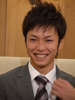 浅尾拓也の画像