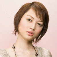 山田麻衣子の画像