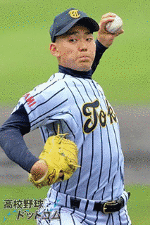 小笠原慎之介の画像