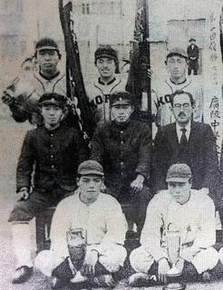 1942年に亡くなった人物の画像