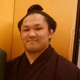 石浦将勝の画像