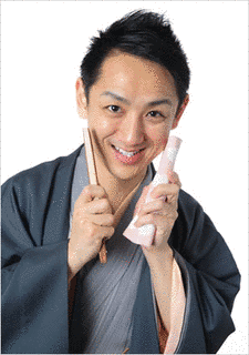 三遊亭王楽の画像