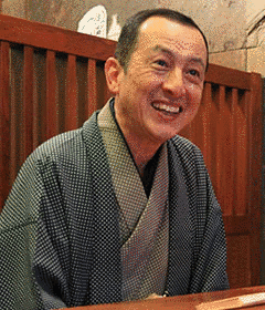 露の新治の画像