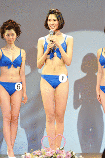 新井貴子の画像