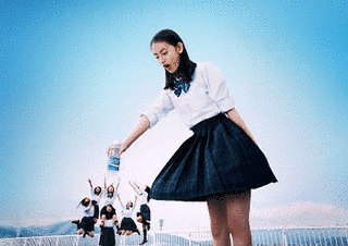 八木莉可子の画像