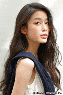 吉倉あおいの画像