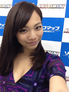 鷹羽澪の画像