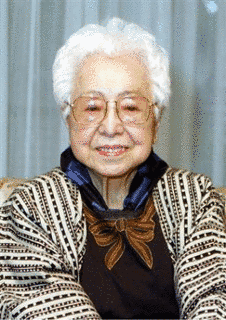 長岡輝子の画像