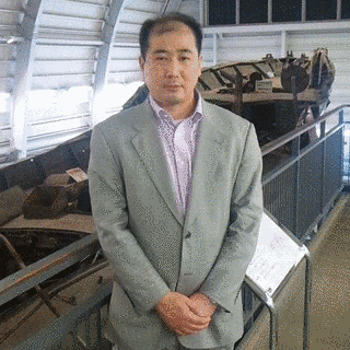秋山謙一郎の画像