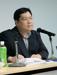 岡本呻也の画像