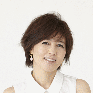 石野真子の画像