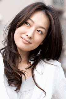 石川紗彩の画像