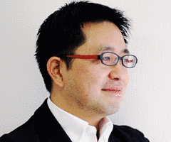 新井宏之の画像