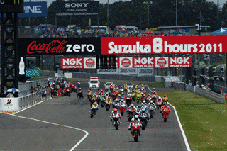 鈴鹿8時間耐久ロードレースの画像