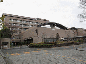 東京都保健医療公社多摩南部地域病院の画像