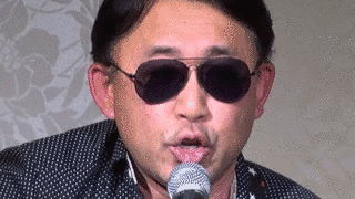 春は横顔の画像