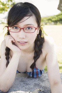 加藤里保菜の画像