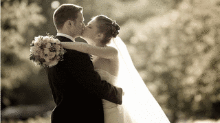WEDDING KISSの画像