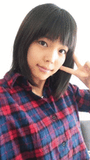 亀井理那の画像