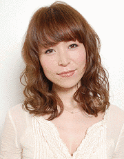 岸加奈子の画像
