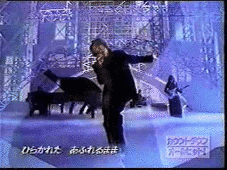LOVE IS...の画像