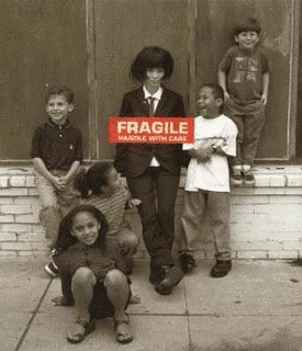 FRAGILEの画像