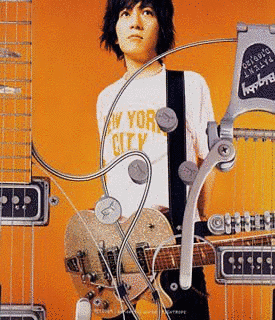 WONDERFUL WORLD/TIGHTROPEの画像