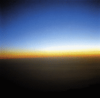 FLY AWAYの画像