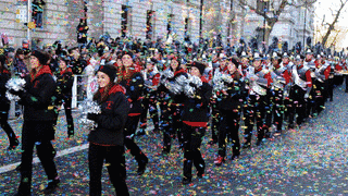 PARADE!の画像
