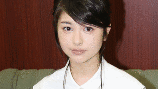 浜辺美波の画像
