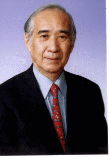 小中陽太郎の画像