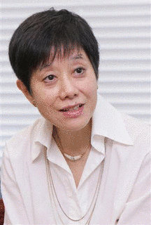 長谷川三千子の画像