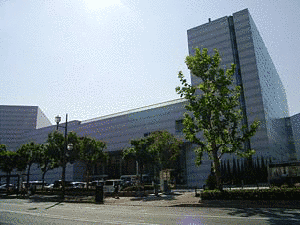 広島市文化交流会館の画像