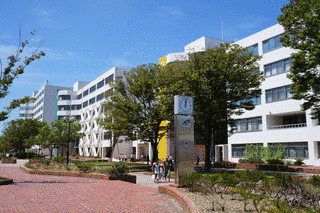 技術科学大学の画像