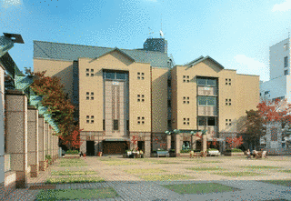 洗足こども短期大学の画像