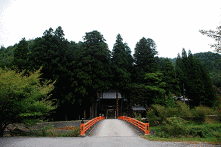 阿多由太神社の画像
