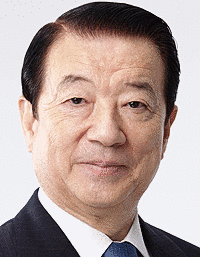 江崎鉄磨の画像