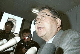 佐藤観樹の画像