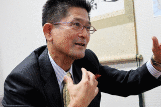 瑞慶覧長敏の画像