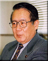 日出英輔の画像