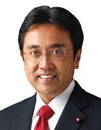 赤沢亮正の画像