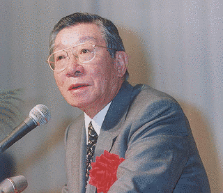 村岡兼造の画像