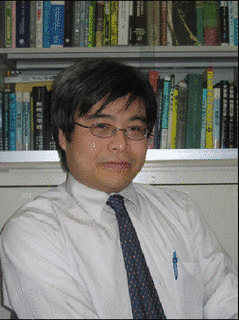 山野井慶徳の画像