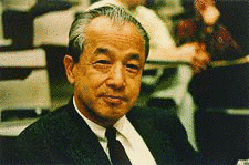 角谷静夫の画像