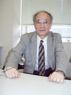 小松勇作の画像