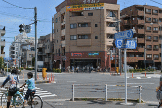 東京都道・埼玉県道106号東京鳩ヶ谷線の画像