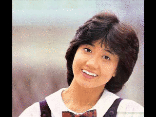 岡村有希子の画像
