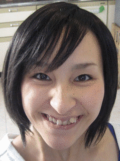 山下智美の画像