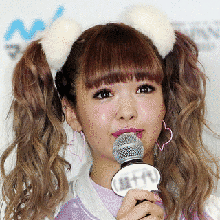 藤田ニコルの画像