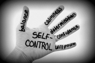 SELF CONTROLの画像
